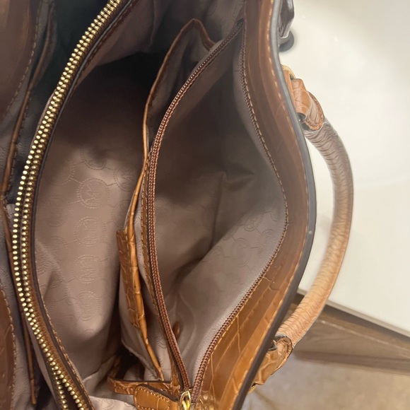 Michael Kors handbag - Picture 5 of 9